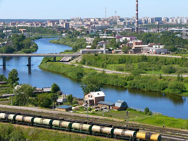В Коми люди весь день стояли в очереди к врачу, а поликлиника разыгрывала талон на УЗИ