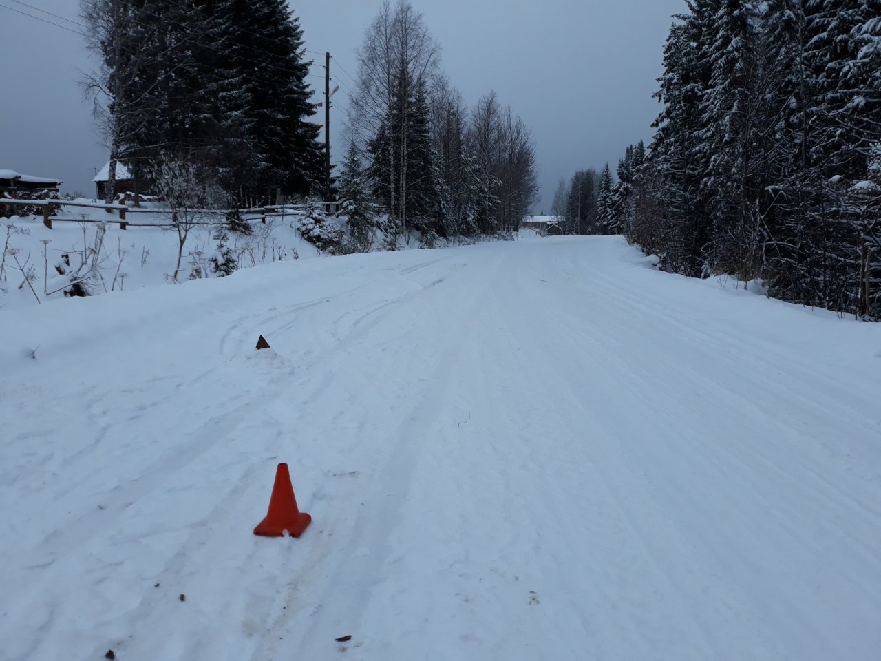 В Коми пешеход проигнорировал «зебру» и попал под машину