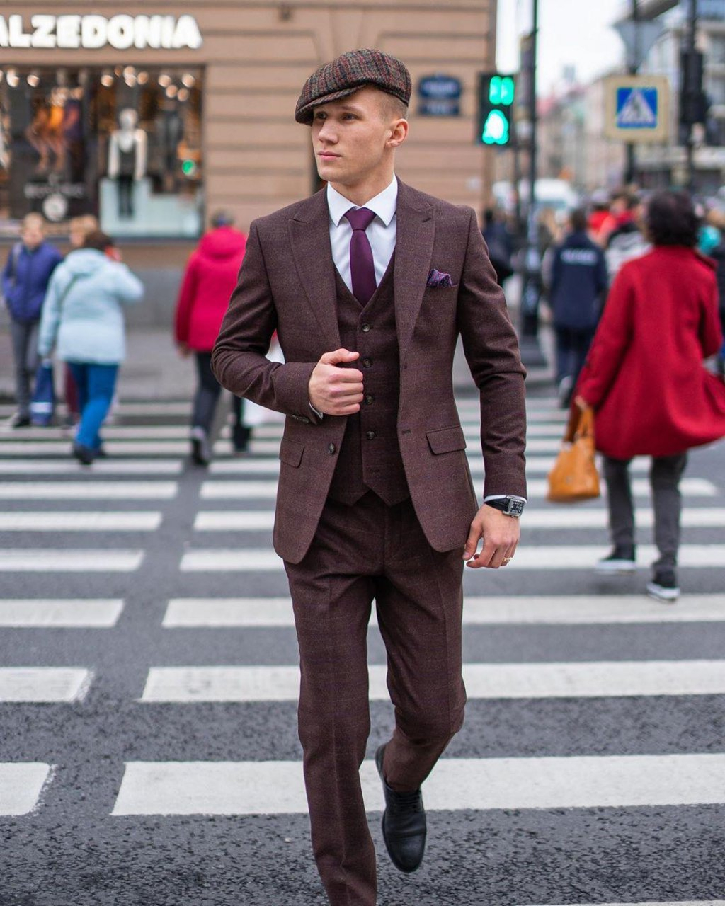 Сирота из Сыктывкара работает моделью и снимается в кино в Питере