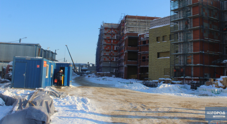 Фирма, которая не достроила школу в Сыктывкаре, заплатит больше ста миллионов