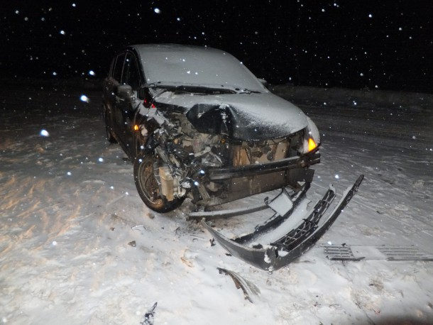 В Коми «Ниссан» с двумя детьми и женщиной влетел в МАЗ