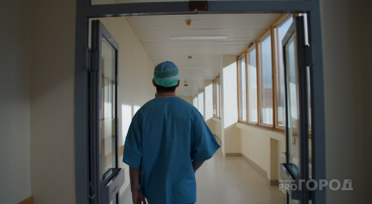 Мужчину, который пострадал при пожаре на нефтезаводе в Ухте, выписали из реанимации