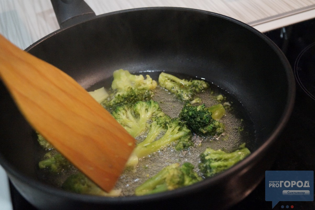 Врач назвал семь продуктов, которые помогут сжечь жир и нарастить мышцы