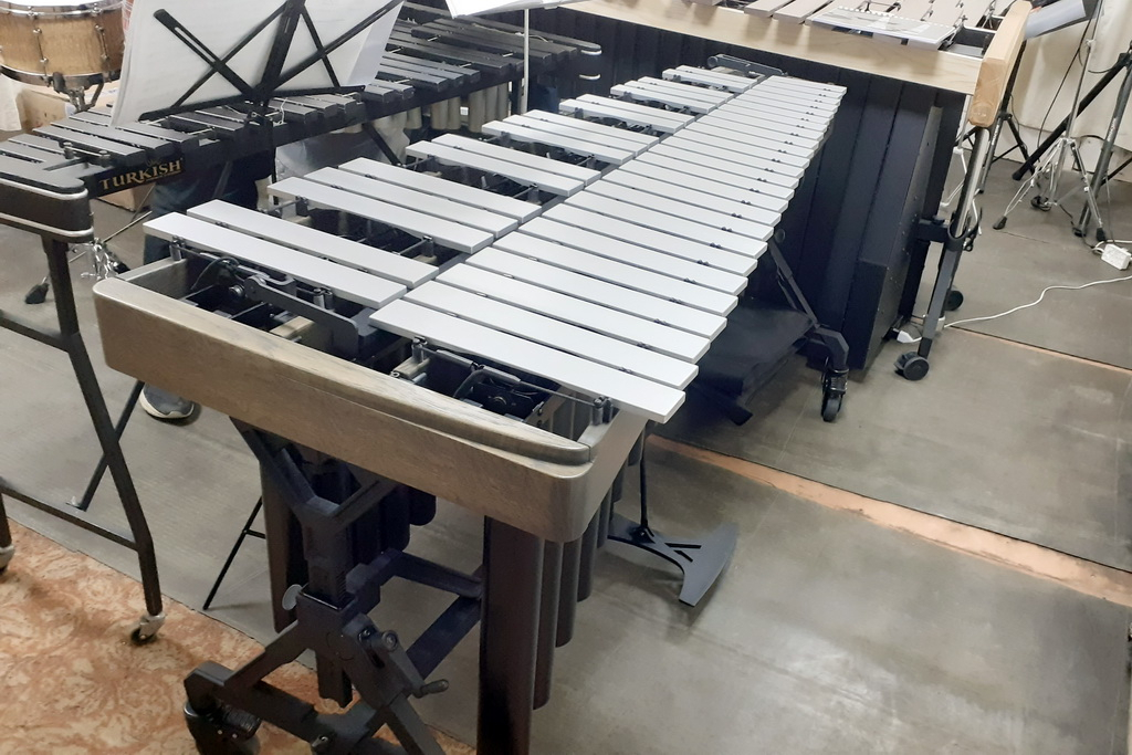 В Колледже искусств Коми появились литавры и вибрафон