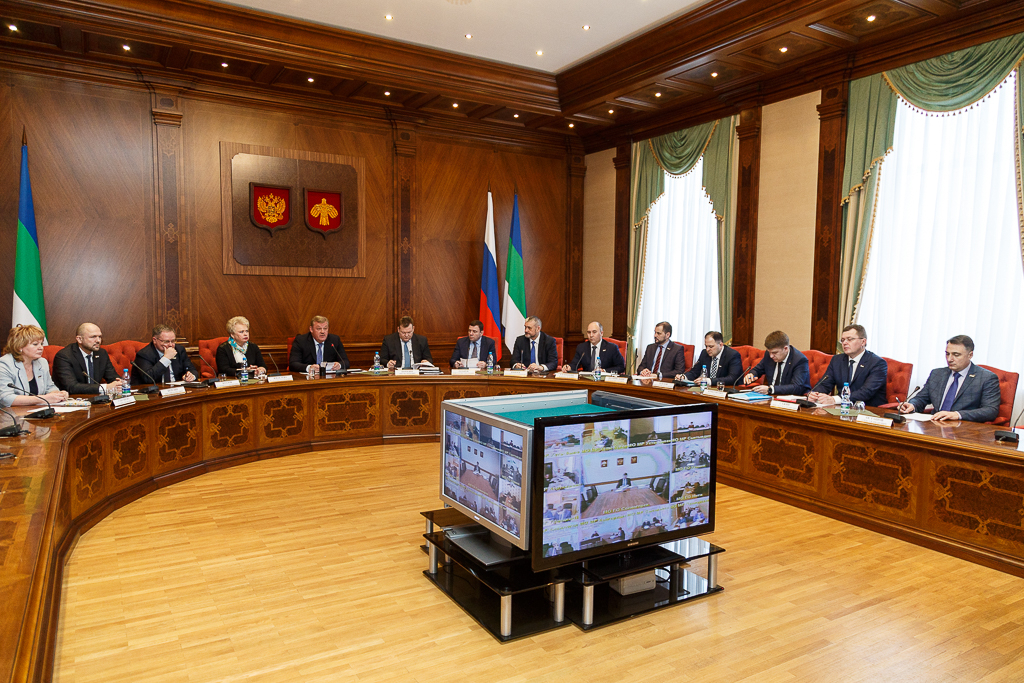 В Коми льготный проезд на автобусах планируют сделать по банковским или транспортным картам