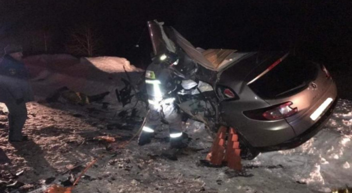 Жуткой аварией с шестью погибшими в Коми занимаются следователи