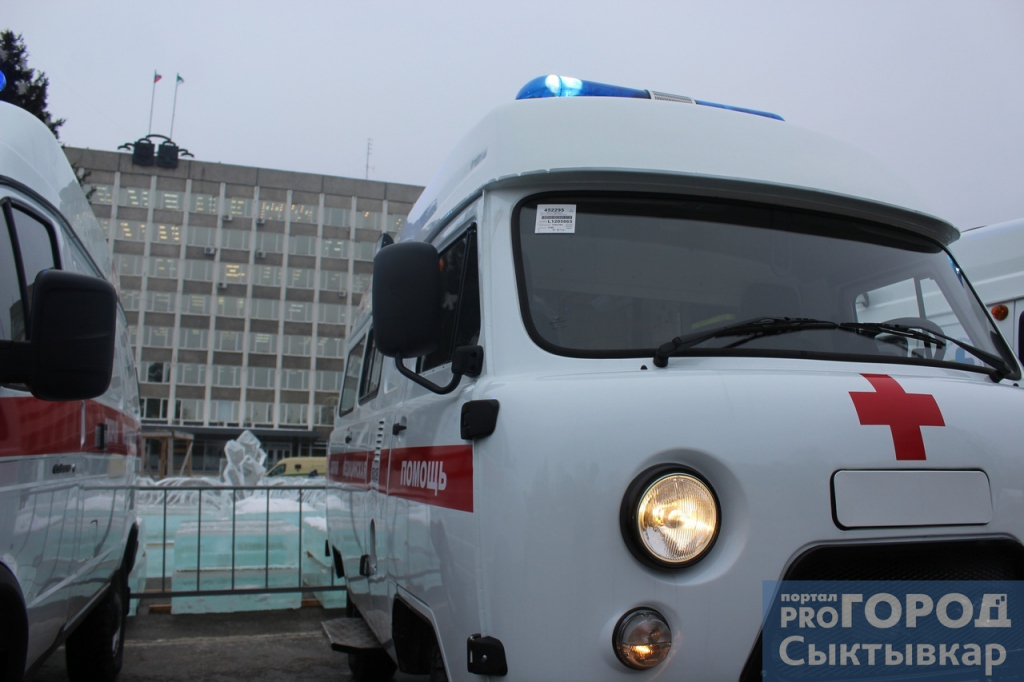 Сыктывкарский водитель скорой: «Мне не дают обещанные выплаты за работу в период пандемии»