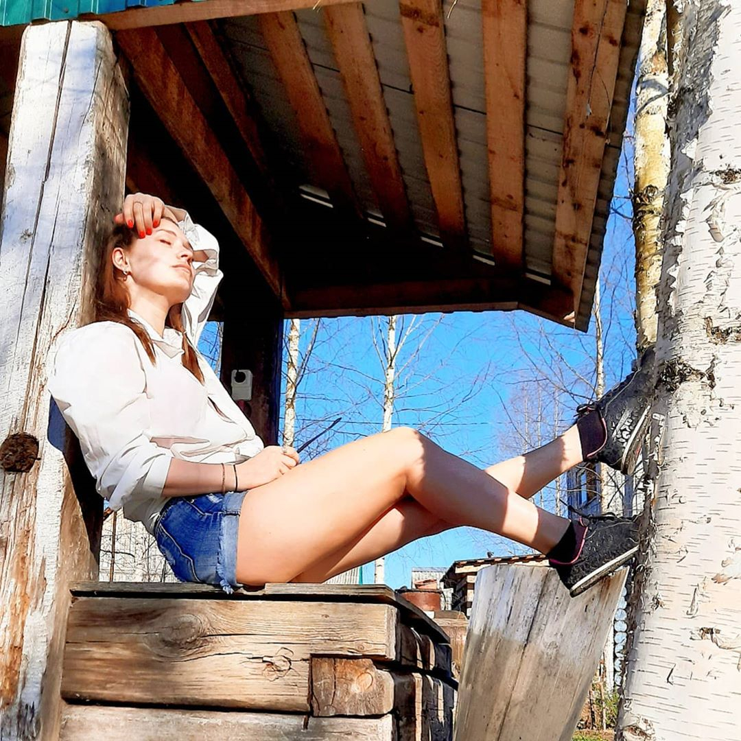 Изящные формы и эффектные фото: пять снимков сыктывкарских красавиц из Instagram