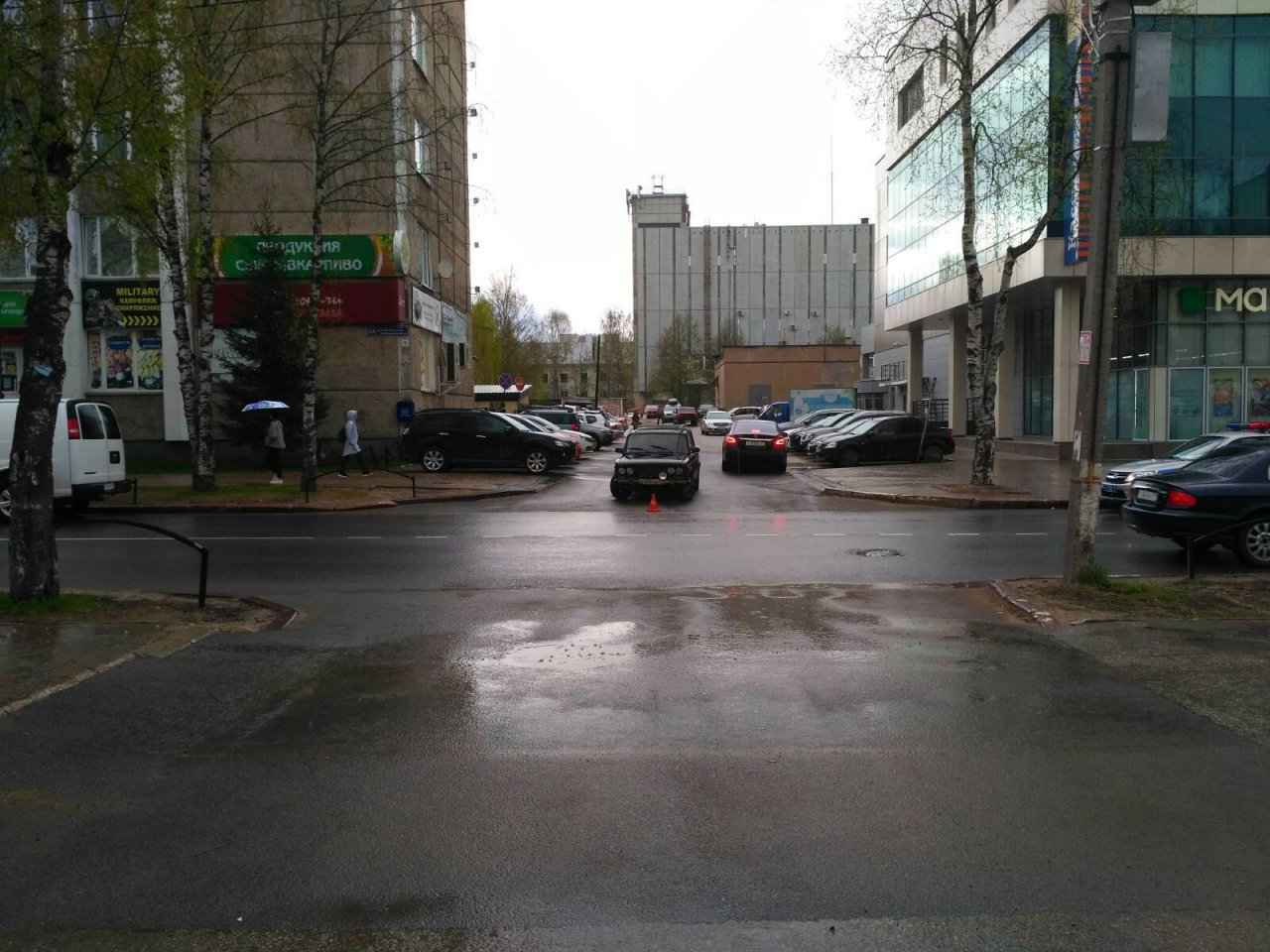 В Сыктывкаре под машину угодил 12-летний велосипедист