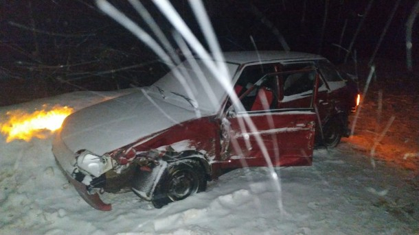 Под Сыктывкаром водитель «Лады» врезался в грузовик