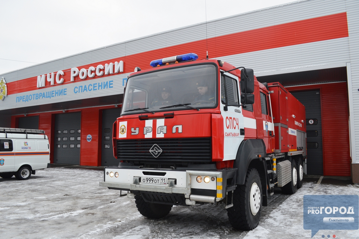 В Сыктывкаре оцепили жилой дом возле Управления МВД