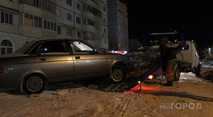 Жителям Коми объяснили, что делать, если кто-то заблокировал их авто