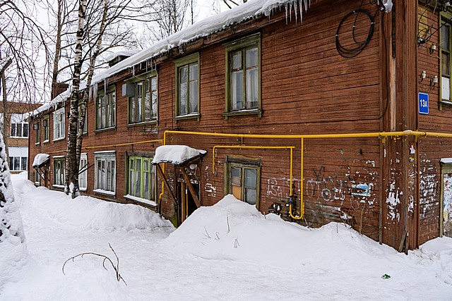В Сыктывкаре исчезнет еще три жилые «деревяшки»