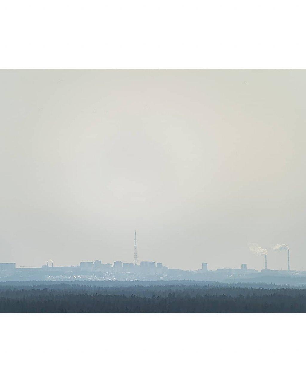 Фото дня в Сыктывкаре: город на горизонте