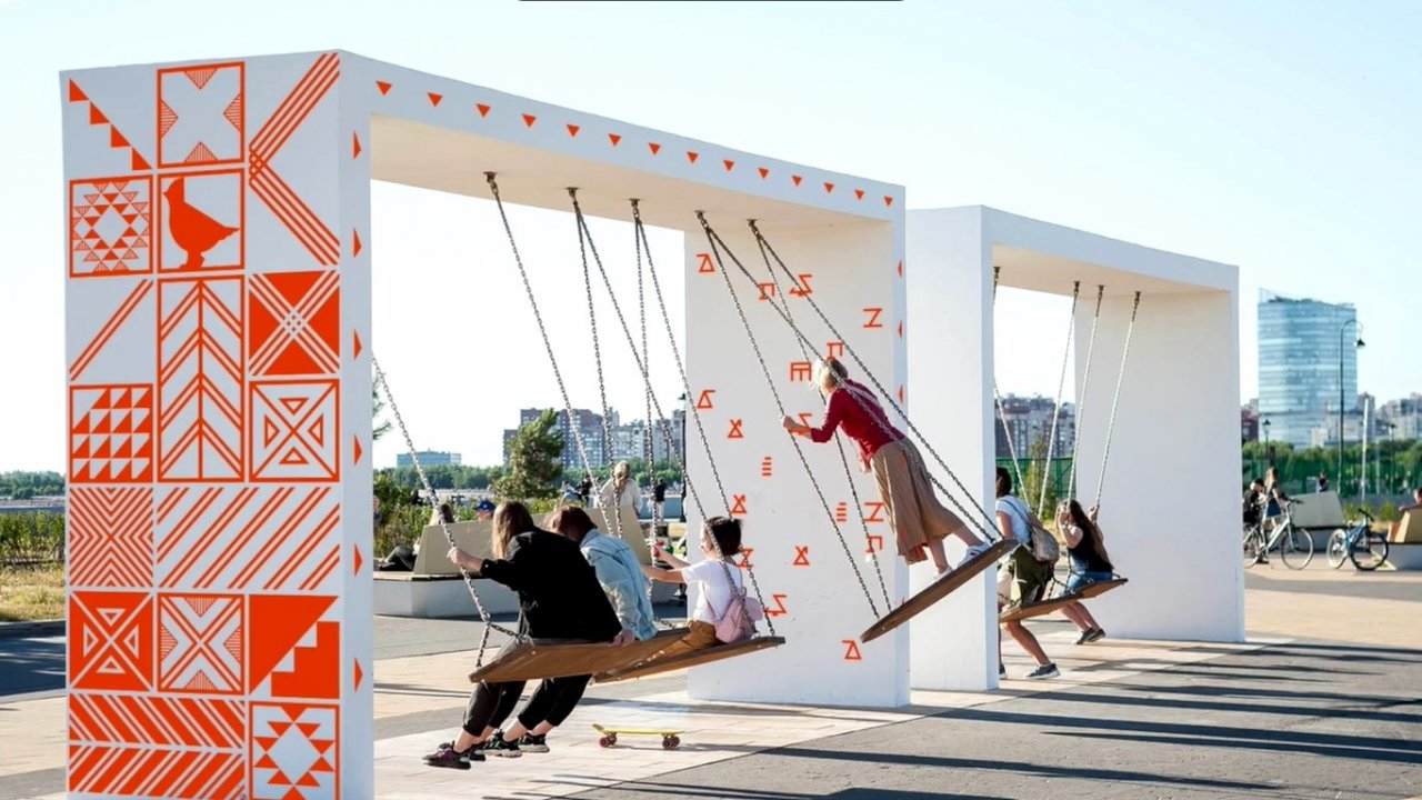 На площадке «под часами» в Сыктывкаре появятся качели