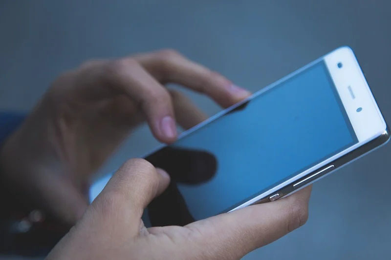 Эксперты рассказали об опасности бесконтактных платежей с телефона