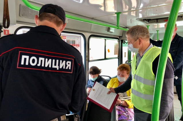 Пандемия еще здесь: в Коми снова ловят людей без масок