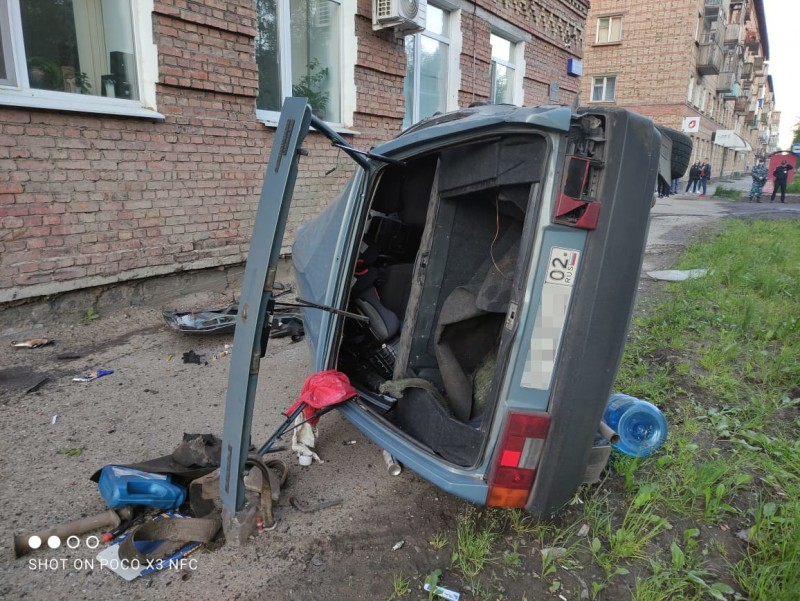 В жесткой аварии в Коми насмерть разбился мужчина