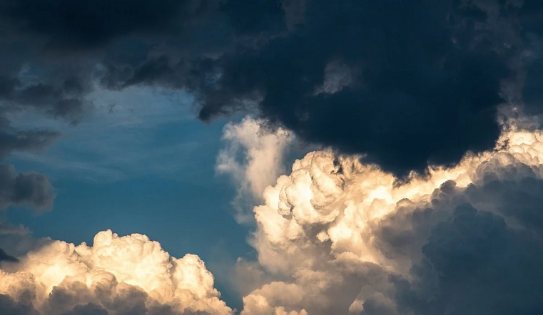 Грозы, ливни, град: МЧС Коми объявило штормовое предупреждение