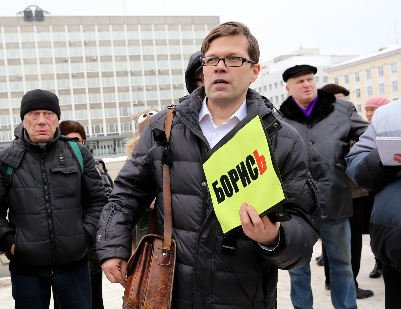 СМИ: у сыктывкарского правозащитника Эрнеста Мезака проходят обыски по уголовному делу