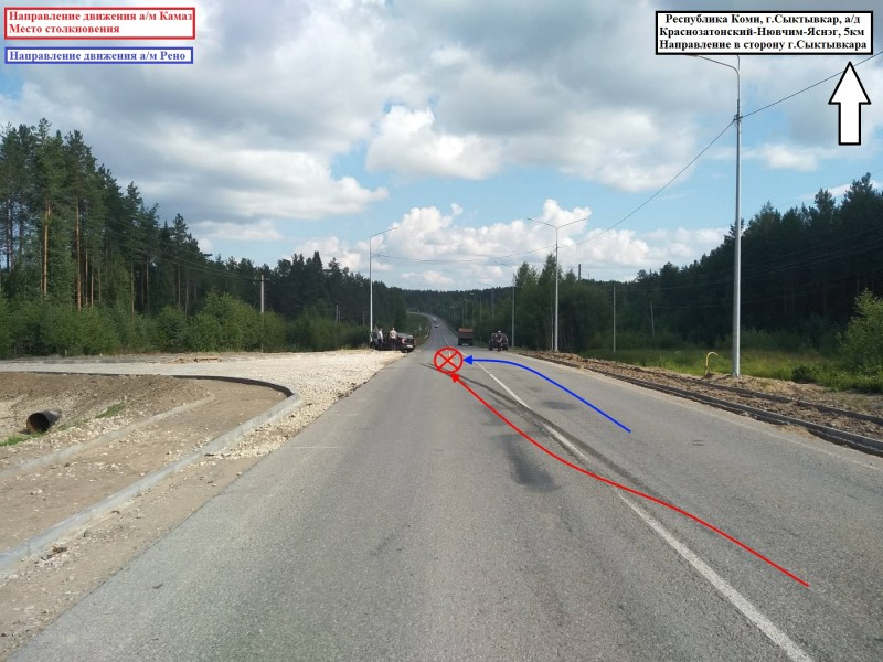 В Коми КамАЗ протаранил Renault