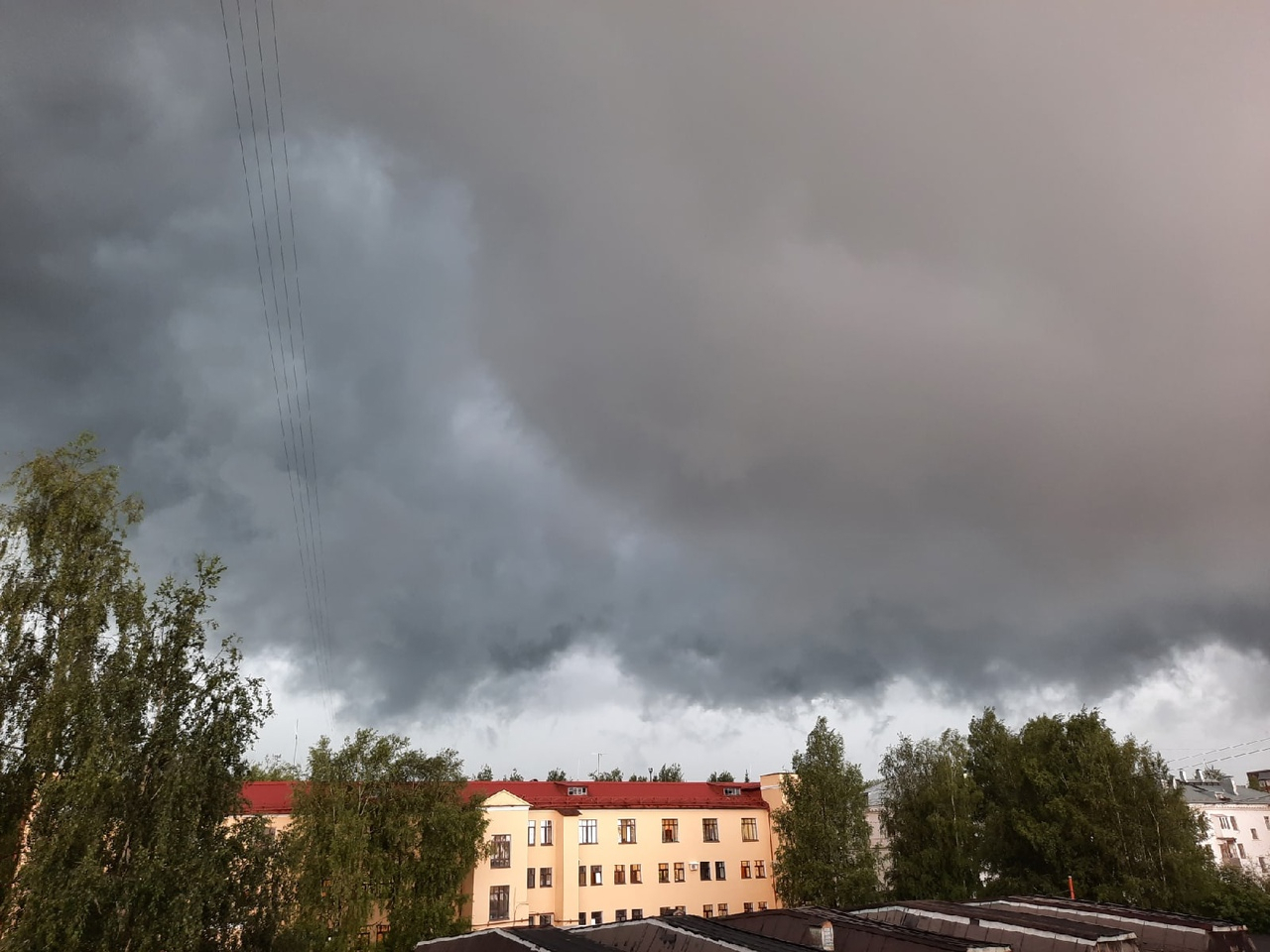 В Коми объявили предупреждение из-за сильного дождя
