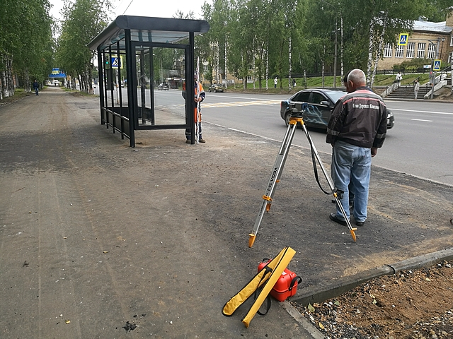 В Сыктывкаре завершается благоустройство тротуаров на Димитрова