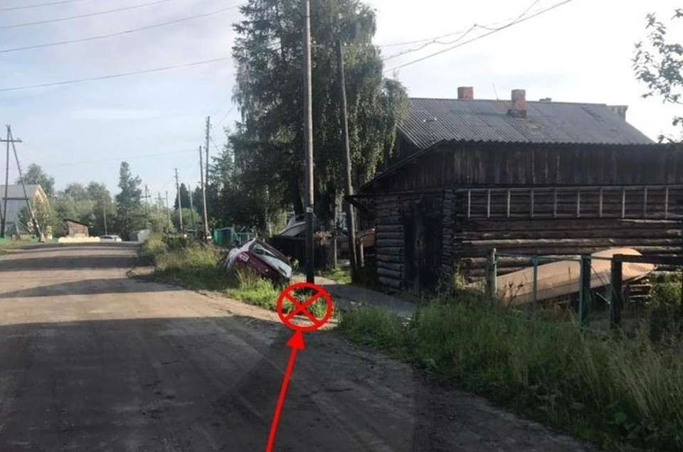 В Коми 17-летний на Renault парень катал подругу и улетел в кювет