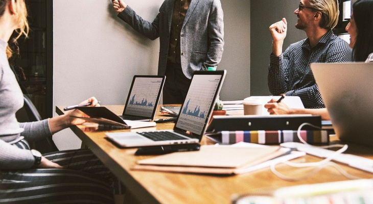 Аналитики узнали, сколько людей довольны зарплатой на Северо-Западе