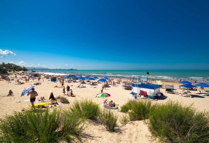 В Минобразе Коми успокоили родителей детей, которые находятся в затапливаемом лагере