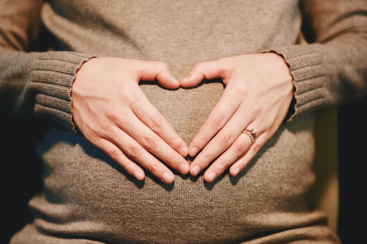 Минздрав рассказал, как защитить беременность от ковида