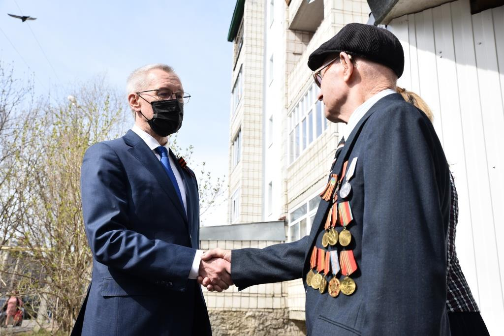 «Единая Россия»: выплаты в 10 тысяч пенсионерам переведут на карту до 3 сентября