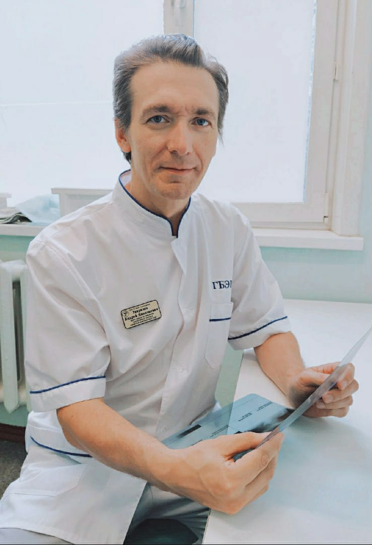 Врач эжвинской больницы: «Сначала мы читаем их «разоблачающие» посты о COVID-19, а потом спасаем им жизни»