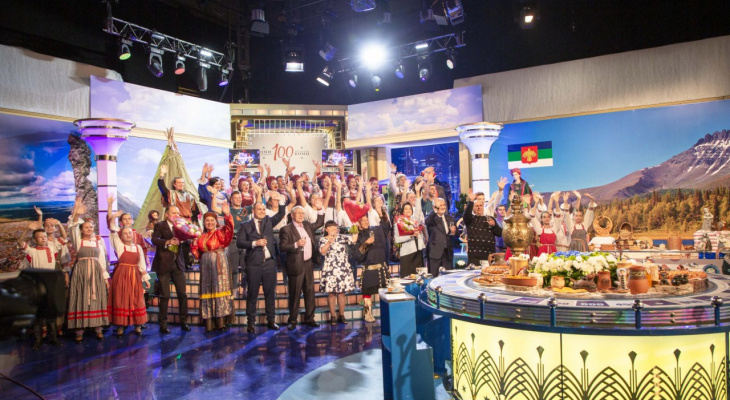 Водка, кабачок и сертификаты: эфир «Поля чудес» к 100-летию Коми оставил зрителей в недоумении