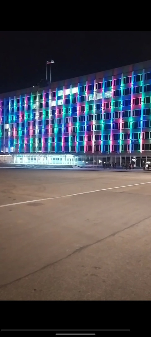 «Разбазаривание денег республики»: сыктывкарцы о подсветке здания Госсовета