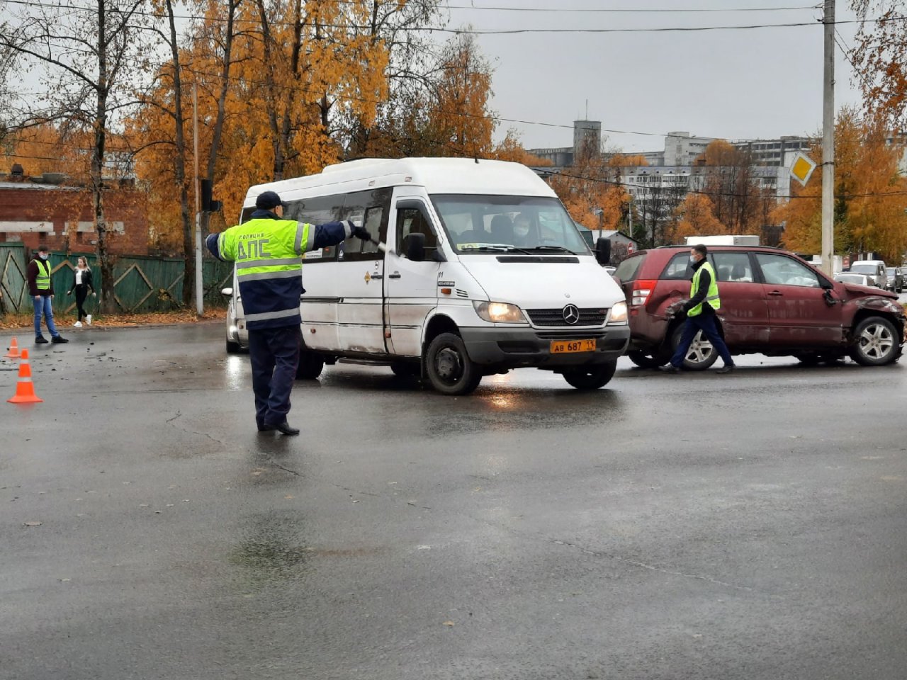"Такой поворот создает слепую зону": эксперт рассказал о возможной причине ужасного ДТП в Сыктывкаре